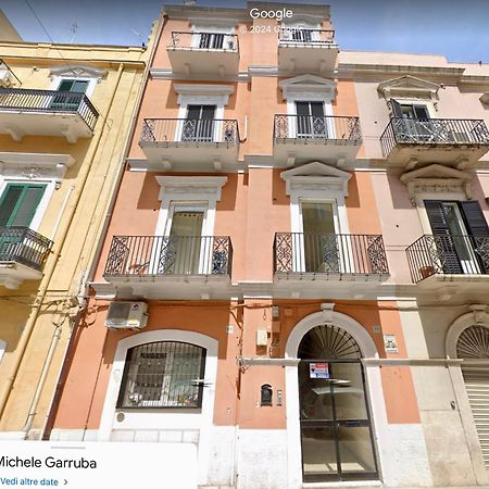 Casa Garruba 99 Apartment Bari Luaran gambar