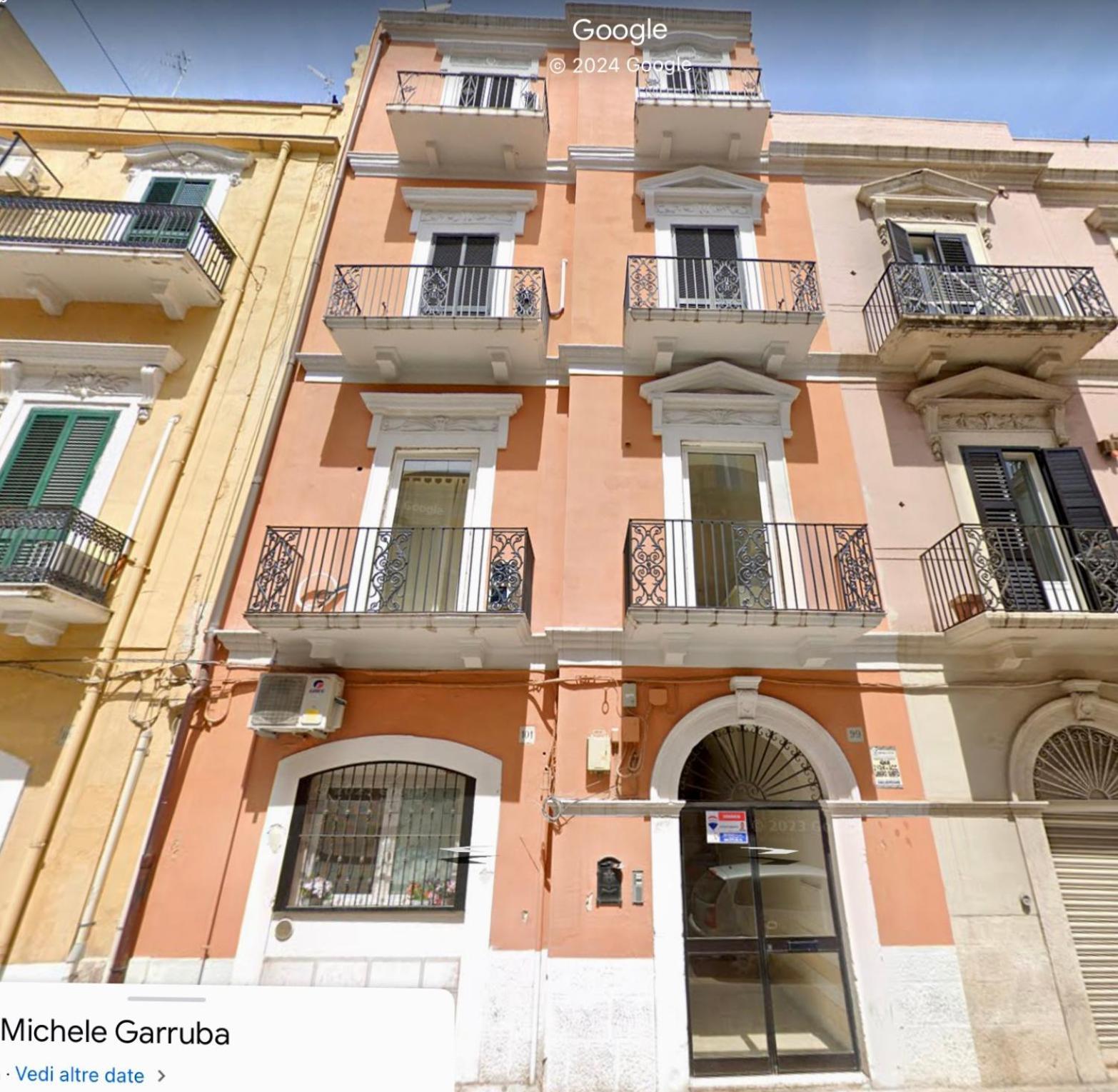 Casa Garruba 99 Apartment Bari Luaran gambar