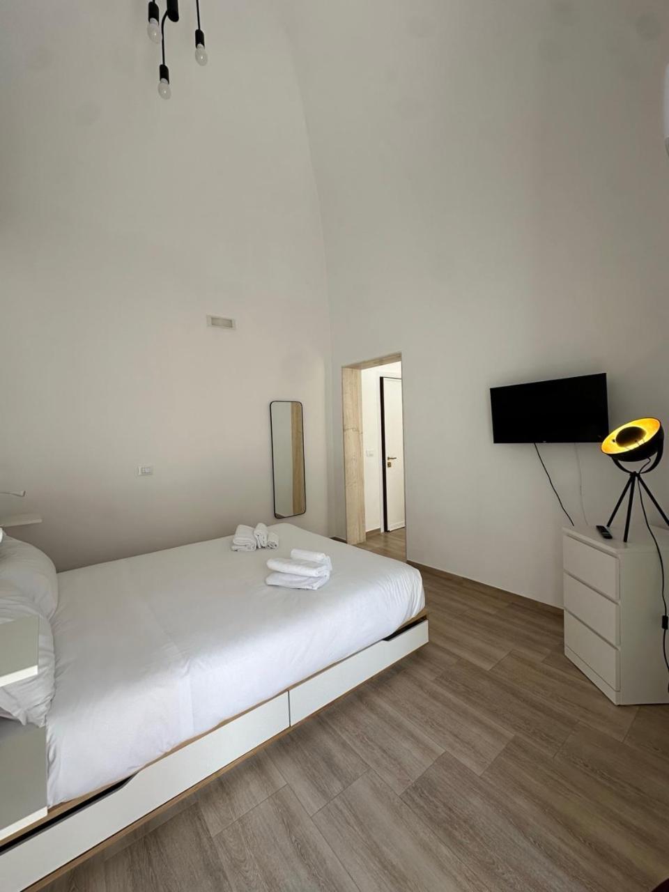 Casa Garruba 99 Apartment Bari Luaran gambar